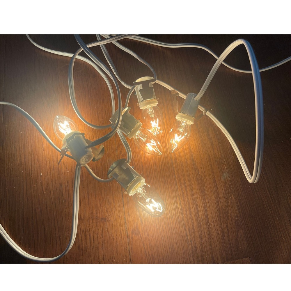 Christmas Village 5 Socket Multi-bulb Light Cord String with Bulbs